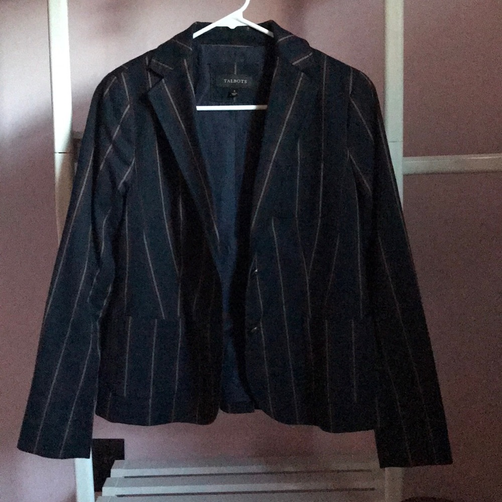 Size 4 Talbots Blazer!!! Excellent condition